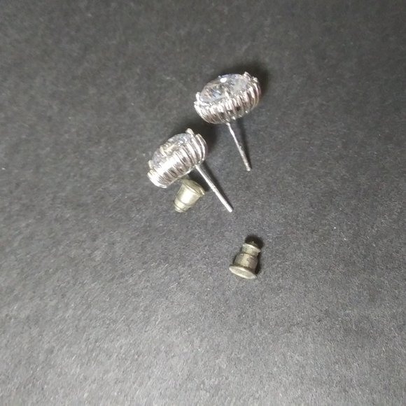 sparkly stud earrings stamped 925 china on the back - Picture 12 of 15